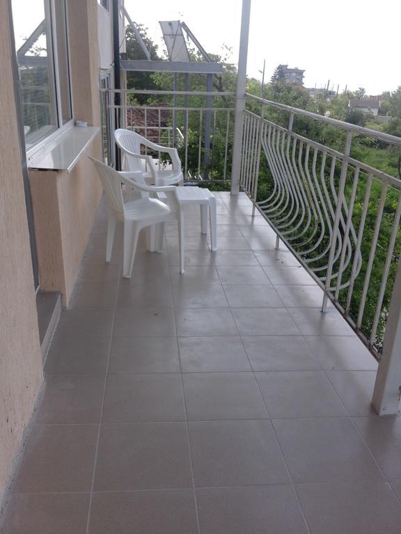 Apartamento Stai Za Gosti Bazdarovi Byala  Exterior foto