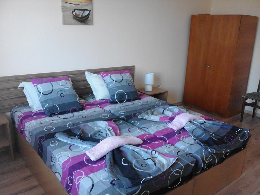 Apartamento Stai Za Gosti Bazdarovi Byala  Exterior foto